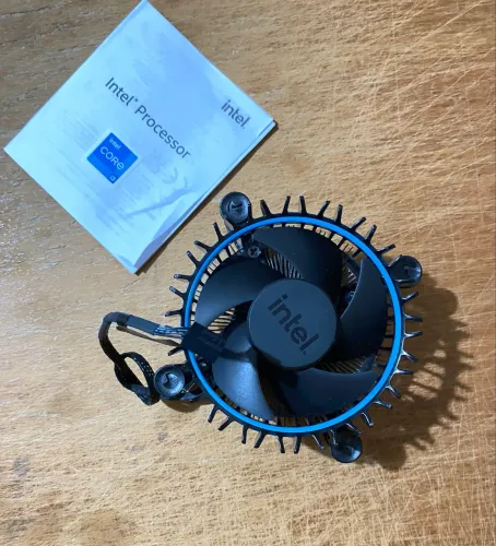 Processador Intel i3-12100f