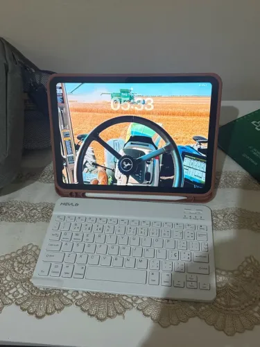 ? VENDO iPad 11ª GERAÇÃO - 128 GB Wi-Fi + TECLADO