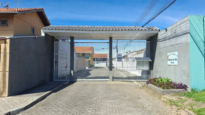 ALUGO SOBRADO EM CONDOMÍNIO FECHADO NO BOQUEIRÃO direto com proprietário R$ 3.000,00