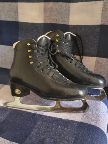 patins artístico fe gelo