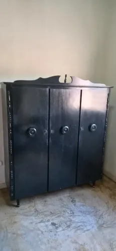 Guarda roupa colonial madeira pura com mais de 50 anos!!! !!!! Ape