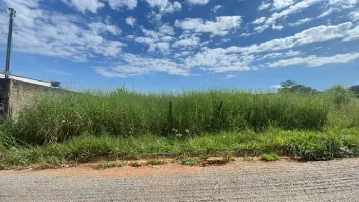 Leia a descrição: 7 Lotes de 270,00m² (Asfalto e Agua) Residencial Talismã