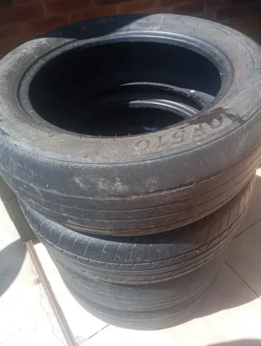 Pneu aro 15