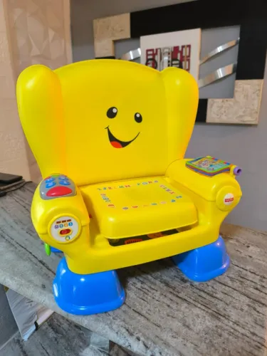 Fisher Price Toddier Laugh & Learn. Poltrona Interativa