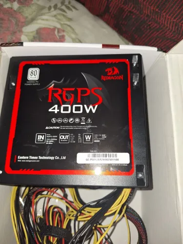 Fonte Gamer Redragon 400w PFC Ativo