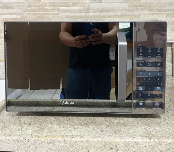 Microondas Midea - Espelhado 35L