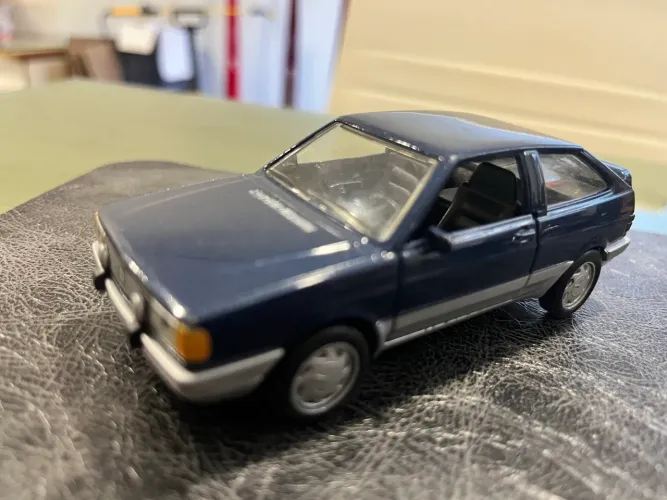 Miniatura de Metal gol GTI!