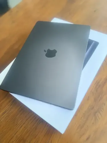 MACBOK PRO M3 14" 18GB RAM 1TB SPACE BLACK