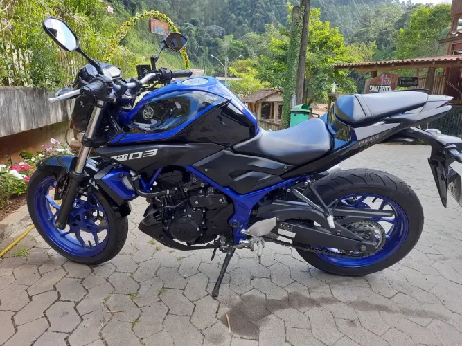 Mt03 18/19 azul/preto