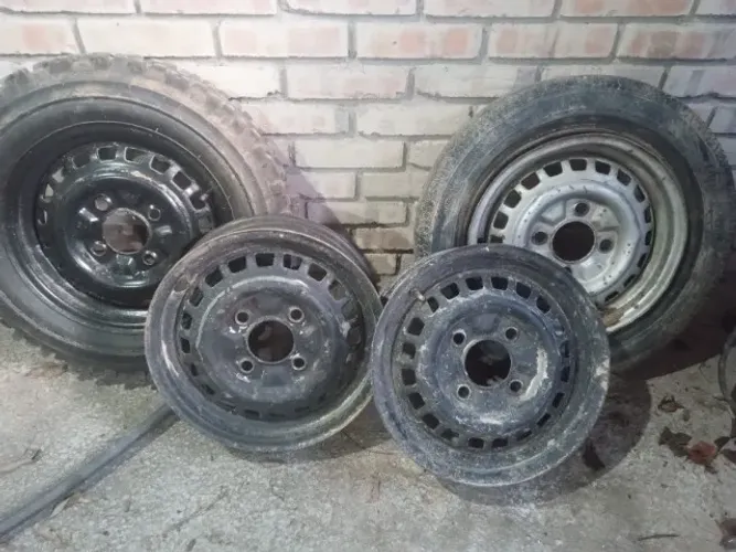 4 Rodas de Ferro R15 Original Fusca 4 furos