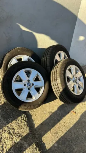 Rodas e pneus, saveiro surf, aro 15