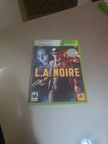 LA NOIRE