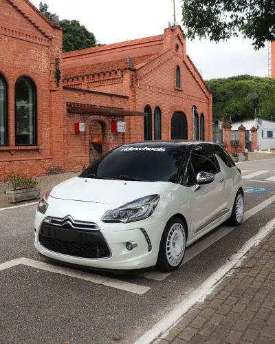 Citroen DS3 Sport Chic 1.6 TB 16V 3P Mec. 2016