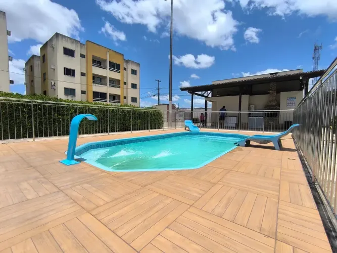 ALUGA-SE APARTAMENTO COM 2/4 SENDO UMA SUÍTE NO BAIRRO NOVA ESPERANÇA - BEM NO INÍCIO DO B