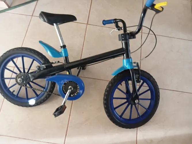 Bicicleta Infantil Marcas de  Uso sejmi nova