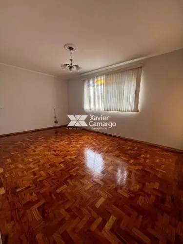 Casa com 3 quartos para locação no bairro Cidade Nova - Rio Claro/SP