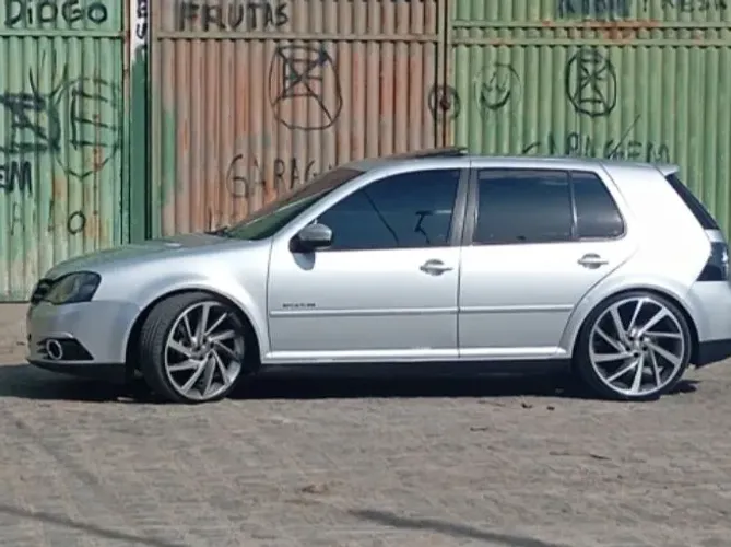Volkswagen Golf Sportline 1.6 MI Total Flex 8V 4P 2013