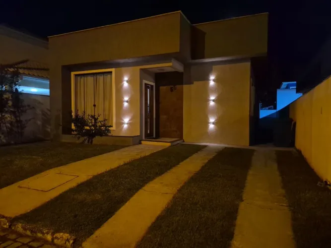Vendo Casa em Condominio Royal Garden 1