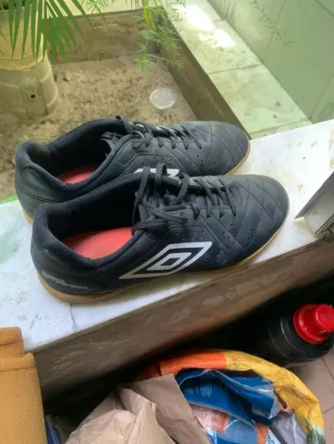 Tênis de futsal neo striker