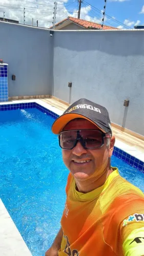 MANUTENÇÃO EM PISCINAS BOMBAS E FILTROS