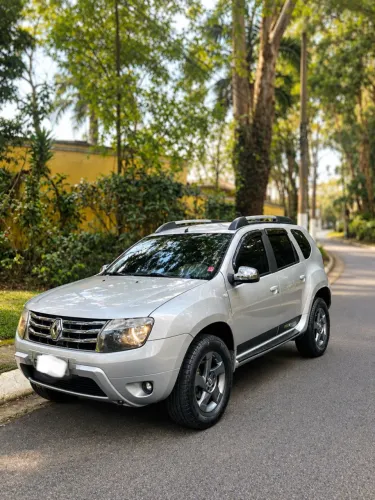 Renault Duster Dynamique 2.0 Hi-flex 16V Aut. 2014