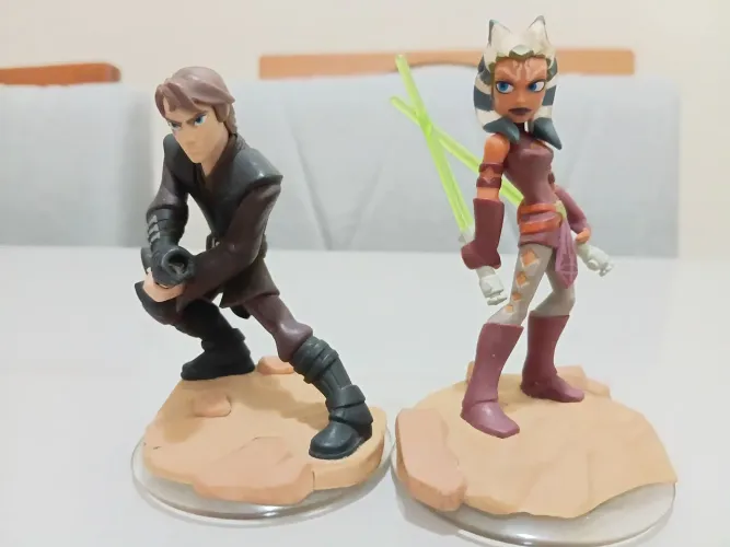 Bonecos Disney infinito 3.0 anakin 4 ashoka star wars