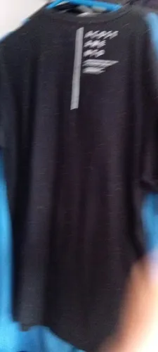 Camiseta preta