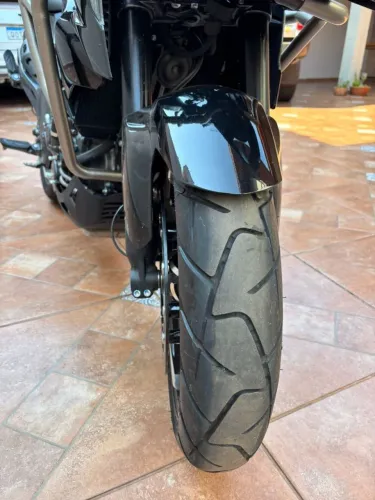 Moto zerada, documentação 2026 ok