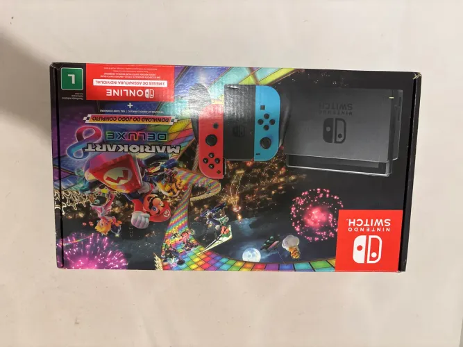  Nintendo Switch Azul e Vermelho Neon para vender logo