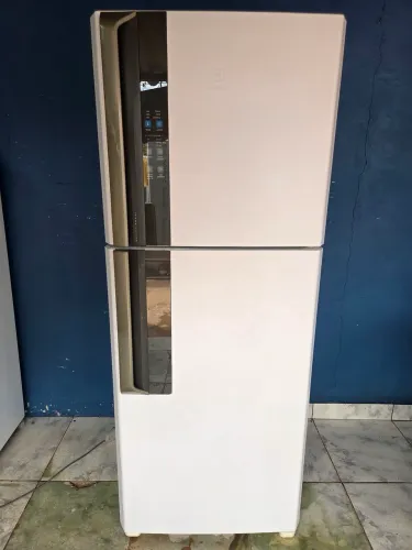 Vendo geladeira Electrolux