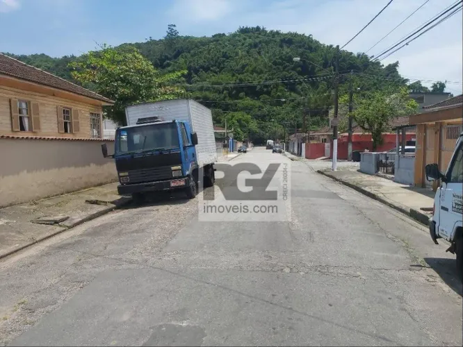 Terreno à venda, 225 m² por R$ 329.000,00 - Chico de Paula - Santos/SP