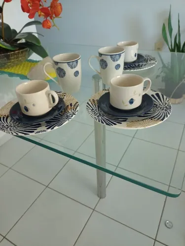 Jogo de Jantar e Café da Manhã