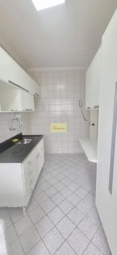 Apartamento para locação no bairro Planalto em São Bernardo do Campo-SP: 3 quartos, 1 banh