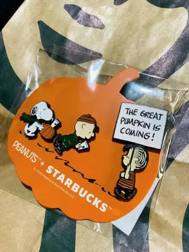 Broche Pin Snoopy Starbucks
