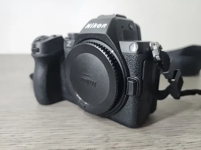 Nikon Z5 II Corpo [C1120] 17 Mil Cliques