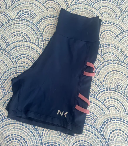 Short Academia NK FIT