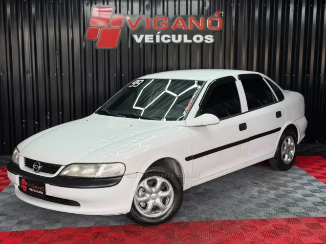 Chevrolet Vectra GSI 2.0 16V (modelo Antigo) 1999