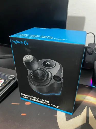 Câmbio Logitech Driving Force