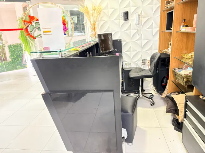 Balcão para recepção em mdf 180 X 50