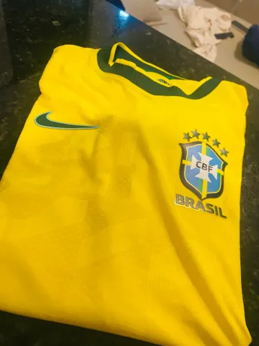 Vendo camisa do Brasil