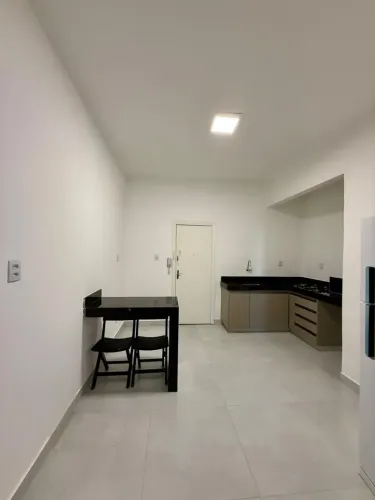 Apartamento Mobiliado para Locação Centro | Totalmente Reformado | Pronto para Morar