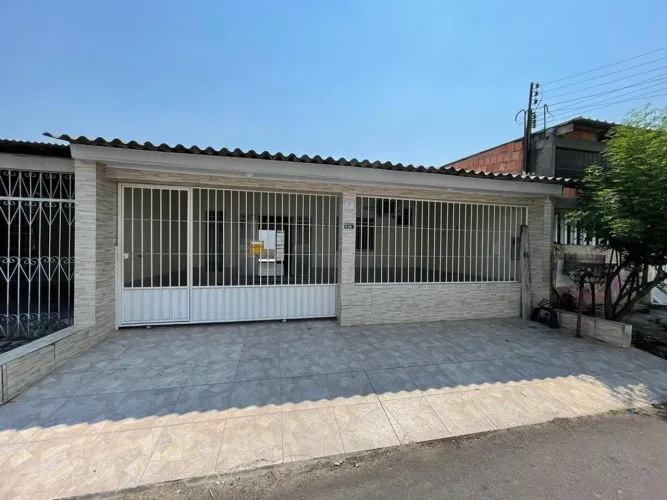 Casa térrea com 2 suítes no Conjunto Francisca Mendes - Nova Cidade