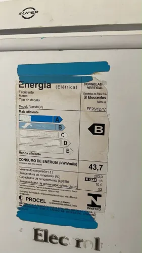 FREEZER ELETROLUX FE26 - USADO