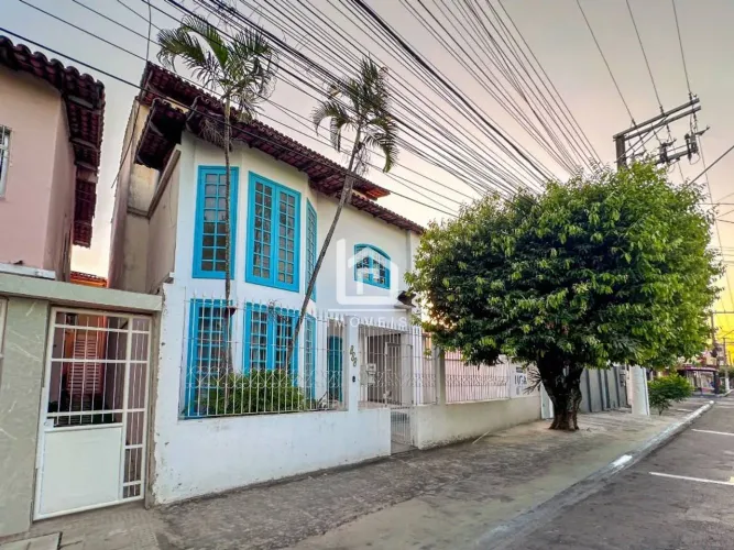 Casa com 4 dormitórios para alugar, 400 m² por R$ 6.151,68/mês - Araçás - Vila Velha/ES