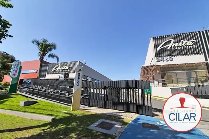 Sala comercial 30,24m² à venda no Boa Vista, Curitiba pronta para seu negócio