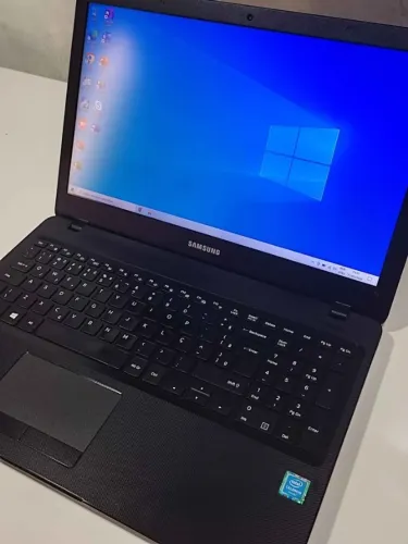 Notebook Samsung, Celeron 3865U, 4gb RAM DDR4, 120gb SSD (Pra estudos)