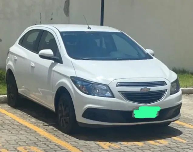 Chevrolet Onix Hatch LT 1.4 8V Flex Power Aut. 4P 2015