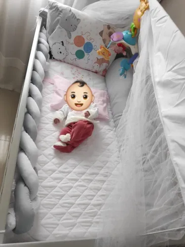 Quarto bebê (berço, cômoda e guarda roupas)