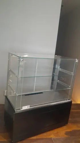 Vitrine refrigerada 