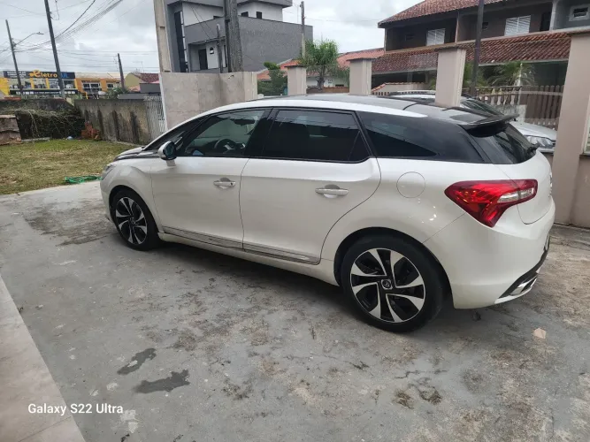 Citroen DS5 1.6 Turbo 16V 5P Aut. 2014